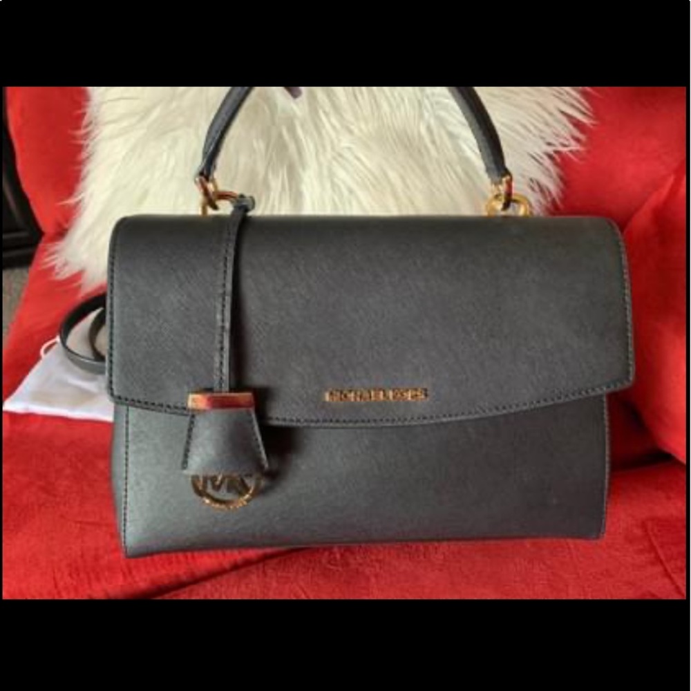Michael Kors medium cross body purse